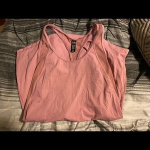 Victoria sport tank top